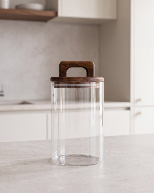 Vorratsglas aus Glas mit Deckel aus Akazienholz