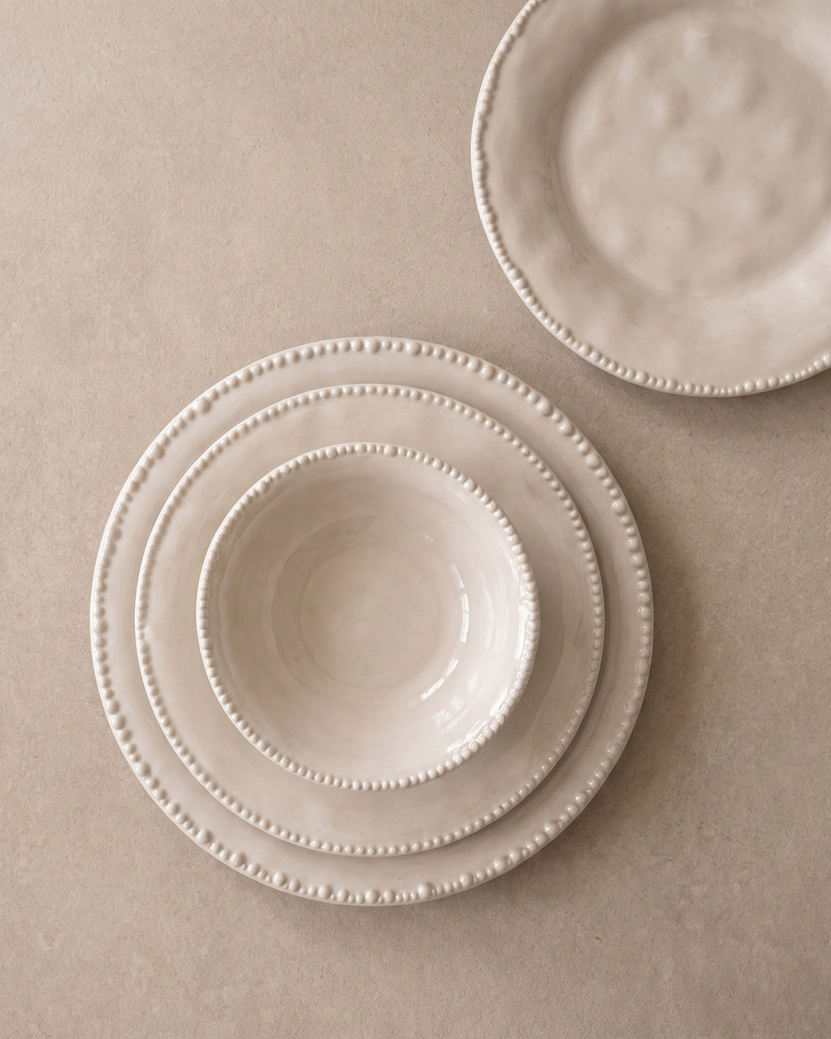Pearly Geschirr-Set, 24-teilig für 6 Personen – Beige